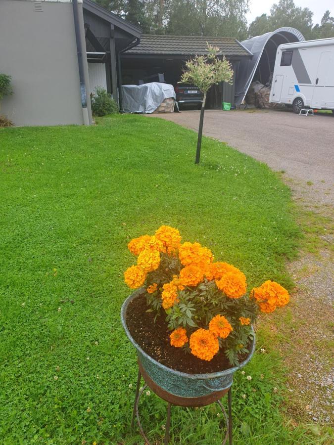 Norrtaelje Bed & Breakfast Eksteriør bilde